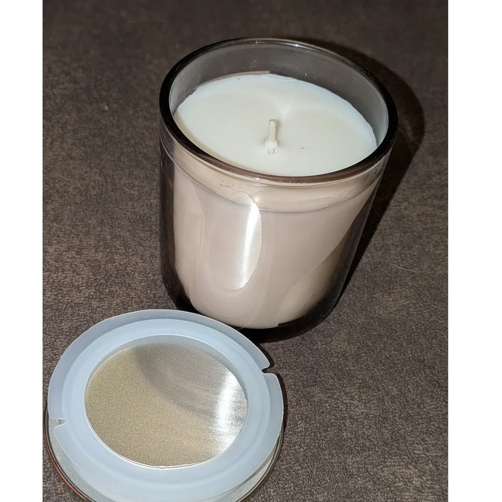 DW Home Lavender Chamomile Scented Candle 9oz Glass Jar Gold Trim Lid 5049 NEW